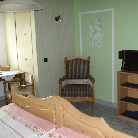 Pension Georgshof Hilders Buitenkant foto