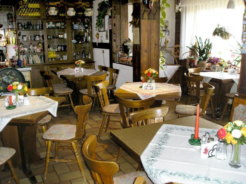 Pension Georgshof Hilders Buitenkant foto